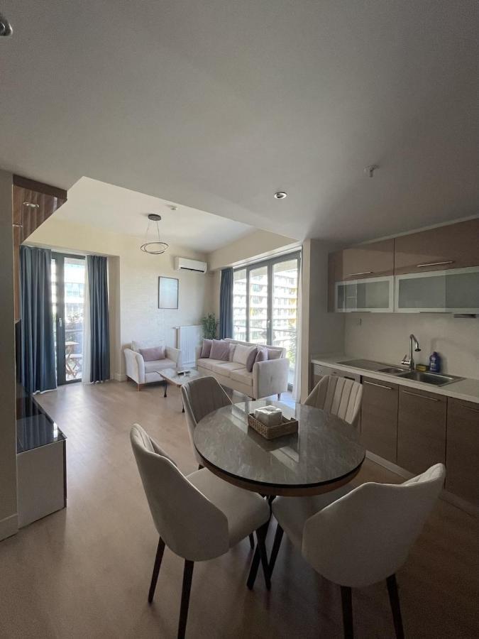 Brand-new 3-bedroom With Terrace Near Mall Of - Batisehir 36 Appartamento *