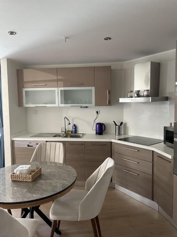 Brand-new 3-bedroom With Terrace Near Mall Of - Batisehir 36 Appartamento