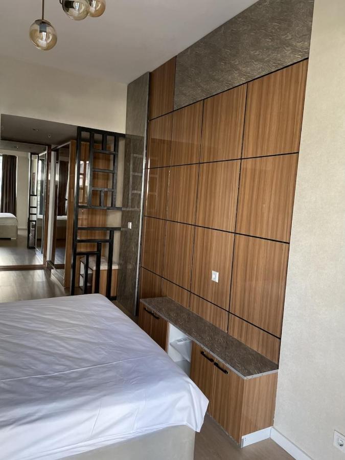 Brand-new 3-bedroom With Terrace Near Mall Of - Batisehir 36 *
